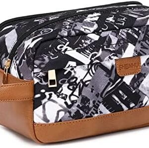 Toiletry bag (Graffiti)